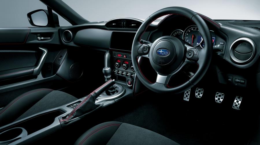 Торпедо Subaru BRZ GT (ZC6) 2016 года  (JP) (фото 3 из 7)